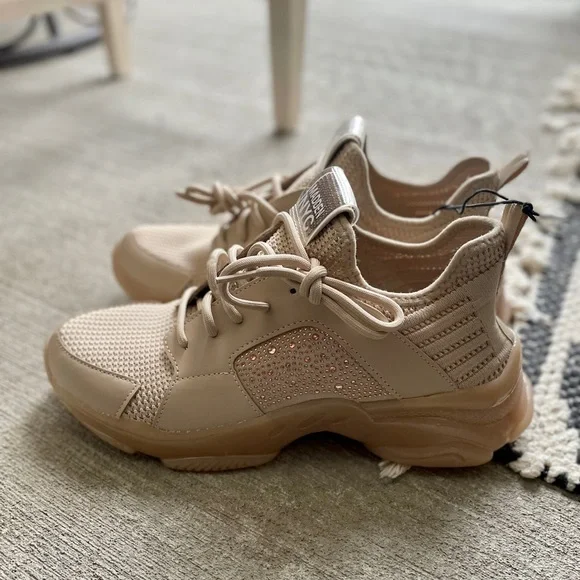Steve madden nude sneakers store